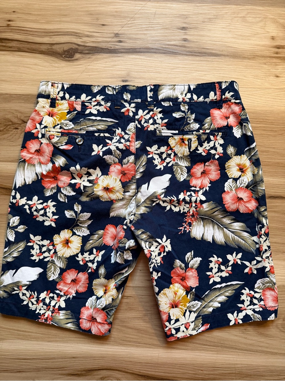 Denim & Flower Ricky Singh Floral Hawaiian Chino Shorts Size 32 - Picture 2 of 7